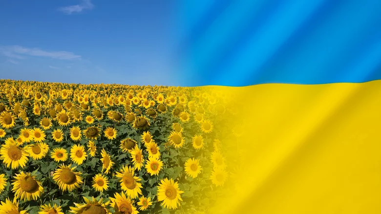 Україна